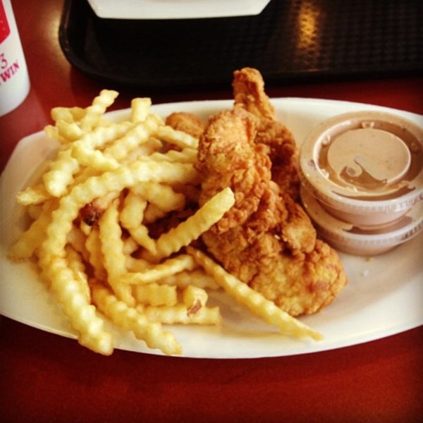 Photo taken at Raising Cane&#39;s Chicken Fingers by Whitney W. on 5/4/2013