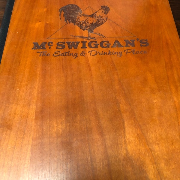 Foto tomada en McSwiggan&#39;s Bar &amp; Restaurant  por David W. el 8/21/2019