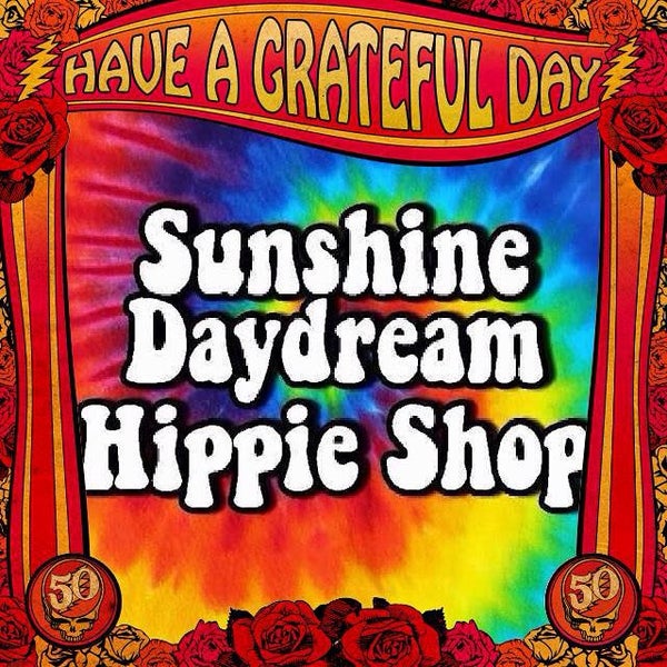 9/7/2015에 Jack S.님이 Sunshine Daydream Chicago Hippie Record Shop에서 찍은 사진