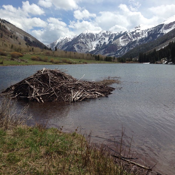 Photo taken at Maroon Bells Guide &amp; Outfitters by Aubrey B. on 5/23/2015