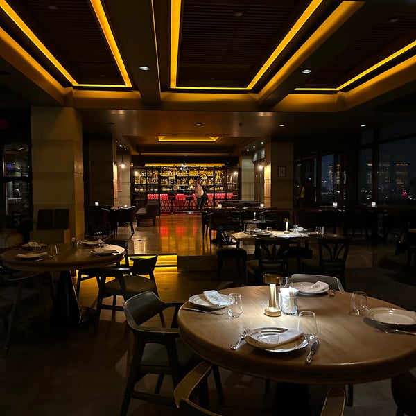 Photo prise au Dubb Indian Bosphorus Restaurant par Alanoud . le3/5/2023