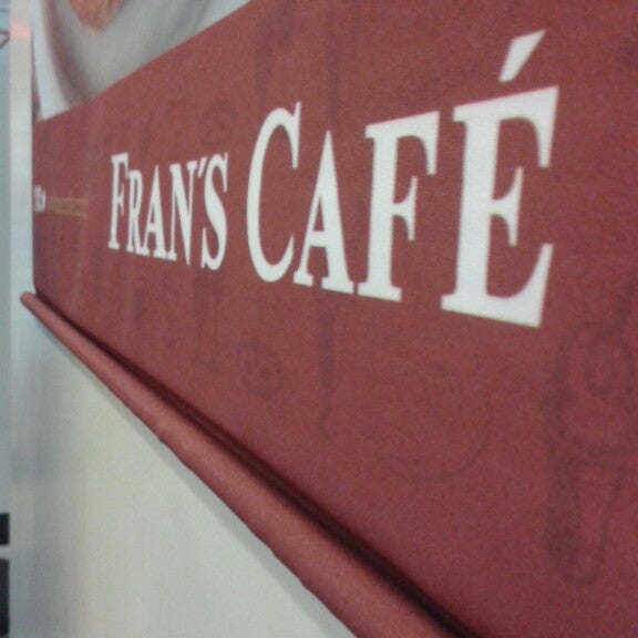 Das Foto wurde bei Fran&#39;s Café von Felipe M. am 7/25/2013 aufgenommen