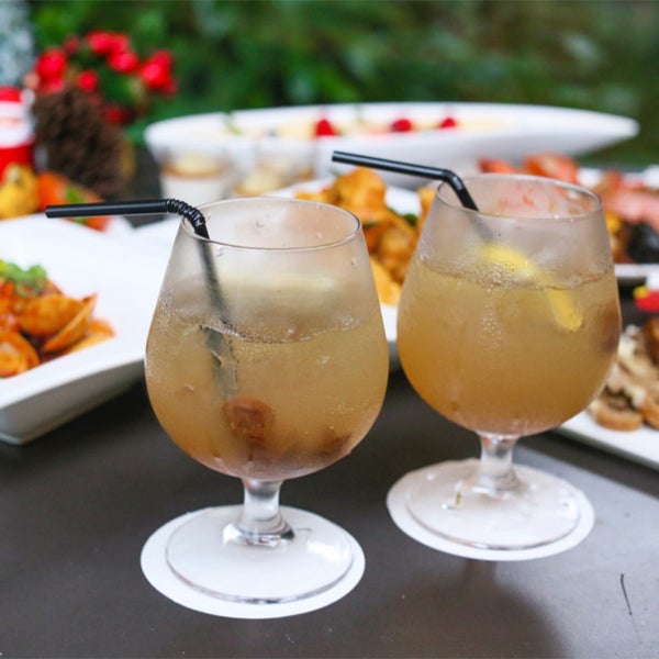 Quote “DFD2017” upon reservation at Flavours to enjoy a complimentary Asian Sensation Signature Cocktail. http://danielfooddiary.com/2017/12/01/flavoursatzhongshanpark/