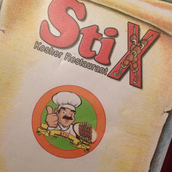 Foto tirada no(a) Stix Kosher Restaurant por Olga G. em 2/16/2014