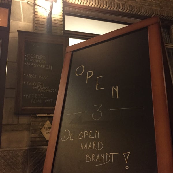 Photo taken at 3 Fonteinen Restaurant-Café by Thomas D. on 1/8/2015