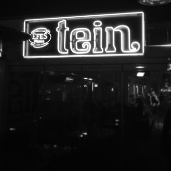 รูปภาพถ่ายที่ Tein The Extraordinary Tea House โดย Cenk İ. เมื่อ 1/29/2013