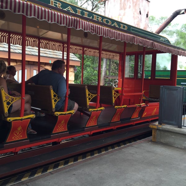 Fantasyland Station (Walt Disney World Railroad) - WanderDisney