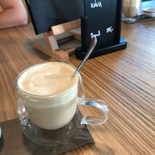 10/14/2019 tarihinde Šárka M.ziyaretçi tarafından Café Sofa'de çekilen fotoğraf