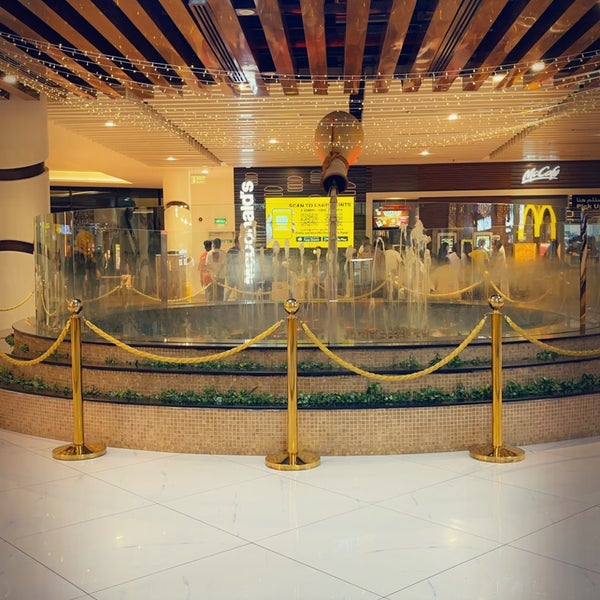 Photo prise au Oman Avenues Mall par Hassan H. le4/24/2023