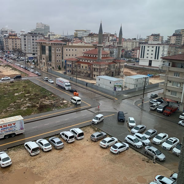 Photo prise au Gaziantep Palmiye Hotel par Ertan ⚡. le2/15/2019