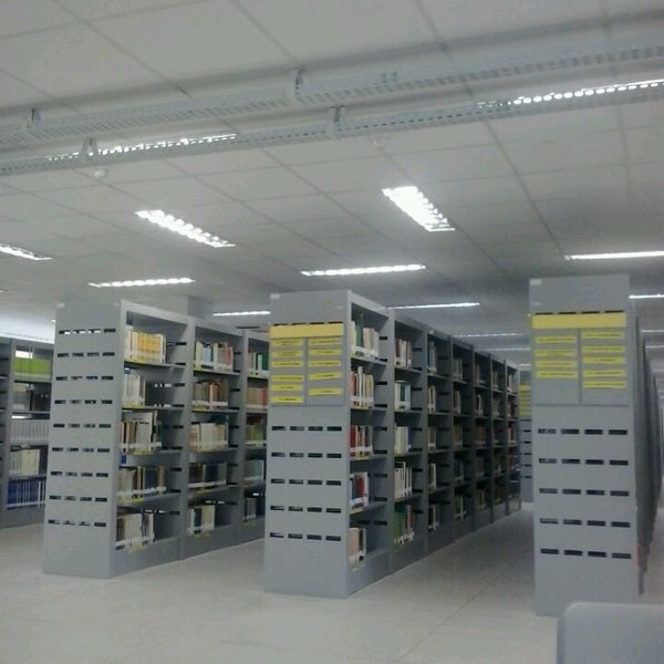Photo taken at BCZM - Biblioteca Central Zila Mamede by Débora S. on 5/14/2013