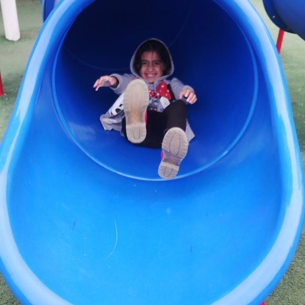 JUEGOS GRATIS: conoce el Parque de los niños en el distrito de La Molina  con toboganes, ¿dónde queda, cómo llegar y cuál es su horario?, parques en  la molina