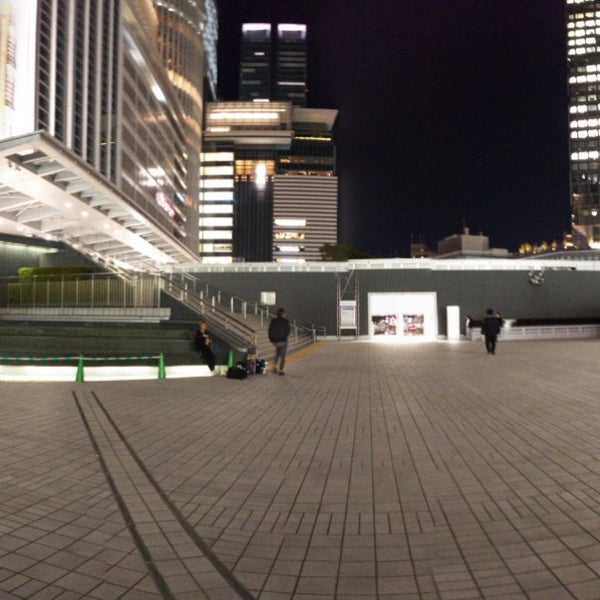 恋人広場 Nagoya Shiの広場