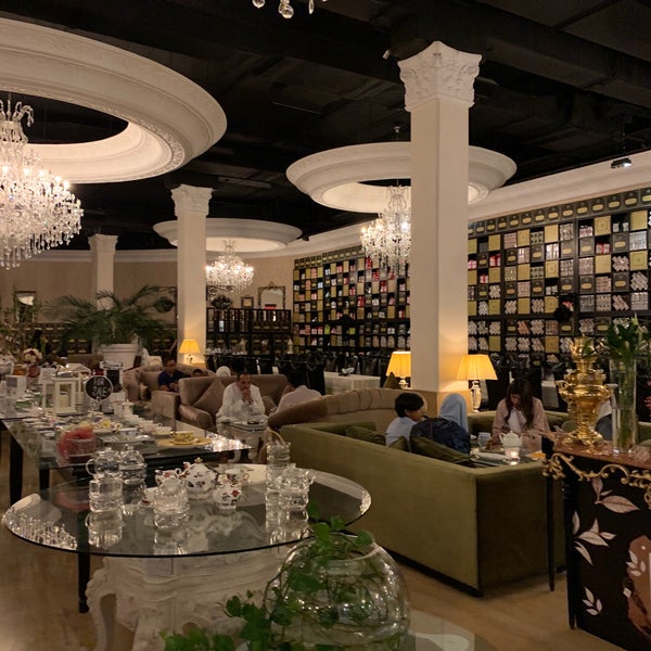 Photo taken at Tea club by R . on 11/15/2019