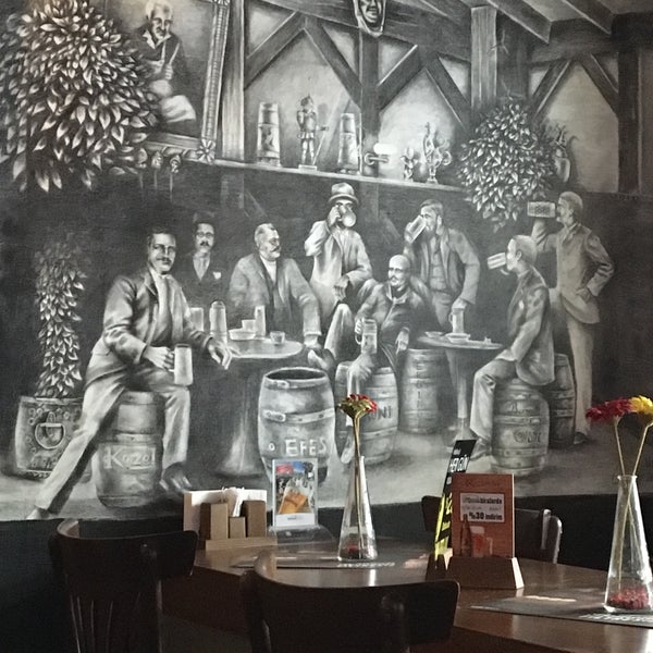 4/20/2016 tarihinde Çetin B.ziyaretçi tarafından Coupe Lunch Pub'de çekilen fotoğraf