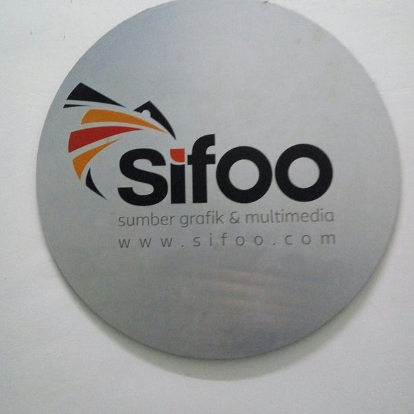 รูปภาพถ่ายที่ Sifoo Art &amp; Multimedia Training Center โดย Ashiqin R. เมื่อ 1/20/2018