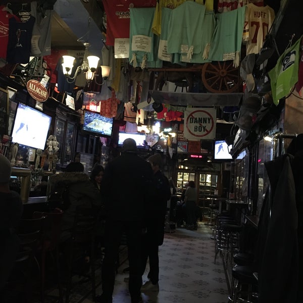 Photo taken at Foley&#39;s NY Pub &amp; Restaurant by Eliška K. on 1/10/2020