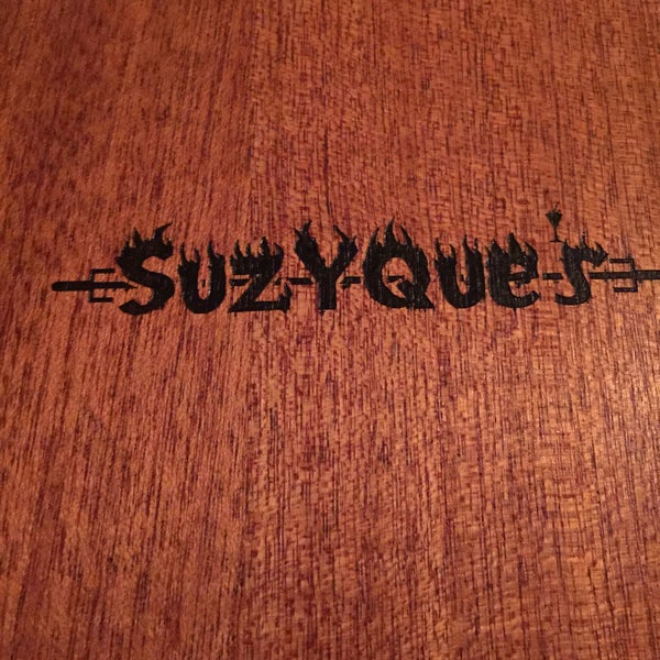 Photo taken at SuzyQue&#39;s BBQ and Bar by Joendy C. on 5/17/2015