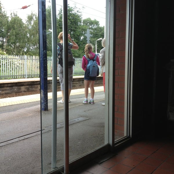 Hazel Grove Railway Station (HAZ) Station Street