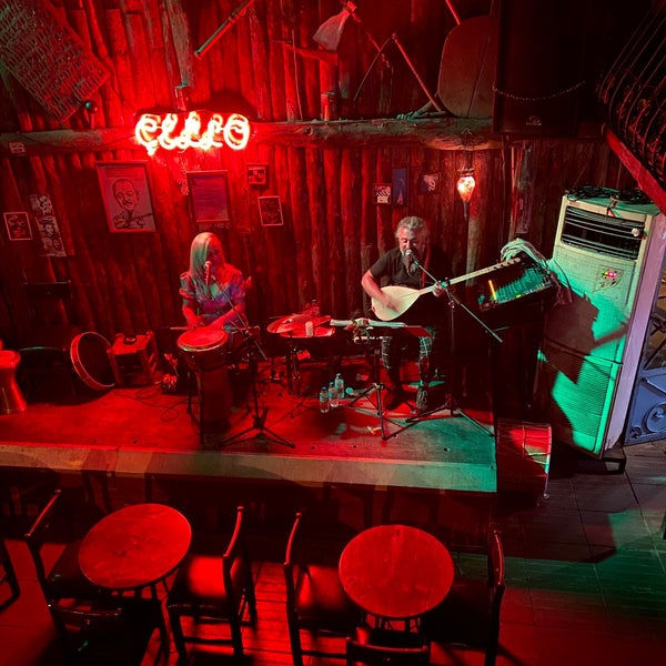 9/18/2021 tarihinde Ayşe Nur S.ziyaretçi tarafından Çello Cafe &amp; Bar'de çekilen fotoğraf