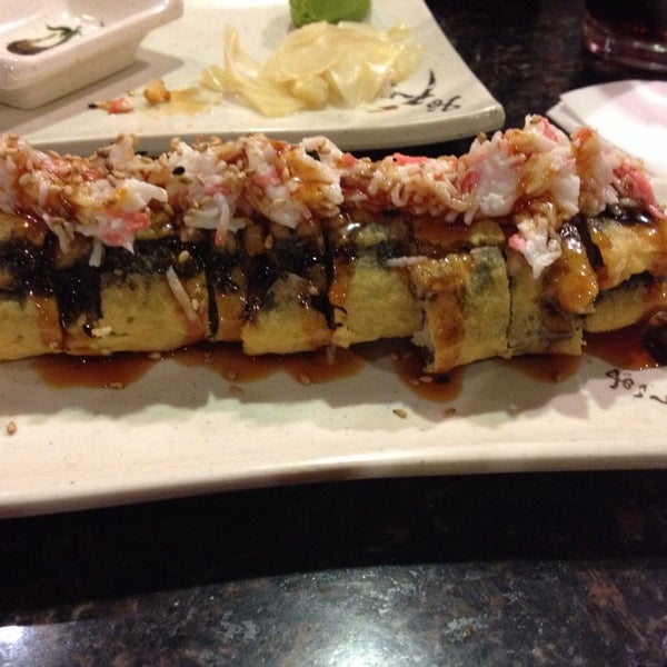 Photo taken at Ijji Sushi by Rachel H. on 1/26/2014