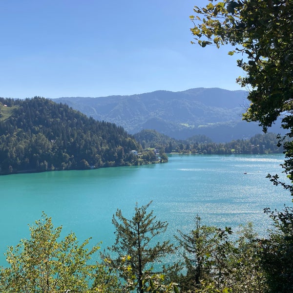 Foto diambil di Blejski Grad | Bled Castle oleh Pablo I. pada 9/29/2023