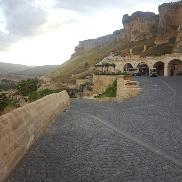 Foto tirada no(a) Kayakapı Premium Caves por Yusuf B. em 6/10/2019