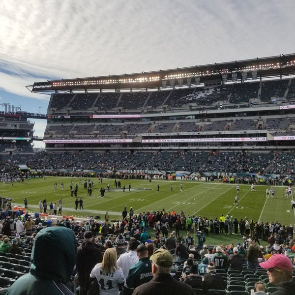 Photo taken at Lincoln Financial Field by Chuck Z. on 11/26/2017