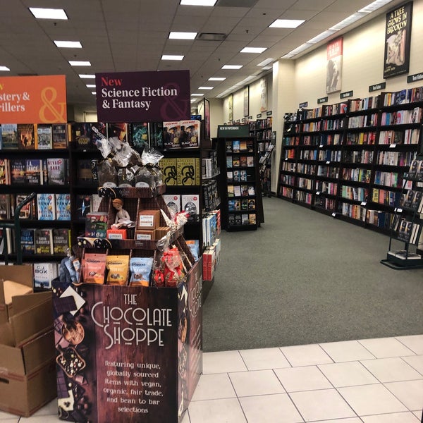 Photos At Barnes Noble Tanforan 22 Tips From 3025 Visitors