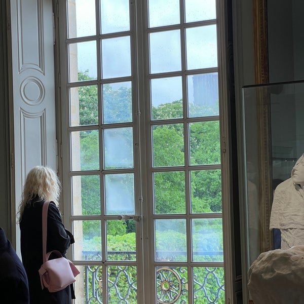 Foto tirada no(a) Musée Rodin por Meshari em 5/9/2023