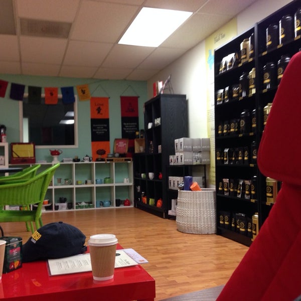 Photo taken at Tea Gallerie by Jerad A. on 1/29/2014