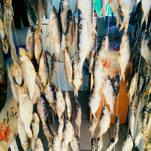 рыбный ряд. рыбные ряды. кострома рыбный рынок. рыбный рынок в москве. тессалоники центральный рынок модиано адрес.