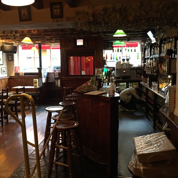 Foto tirada no(a) O&#39;Donnabháin&#39;s Gastro Bar &amp; Townhouse Accomodation por Jon S. em 6/10/2016