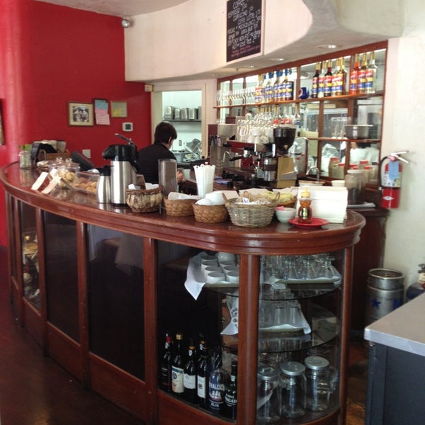 7/3/2013에 Jon S.님이 Town&#39;s End Restaurant &amp; Bakery에서 찍은 사진