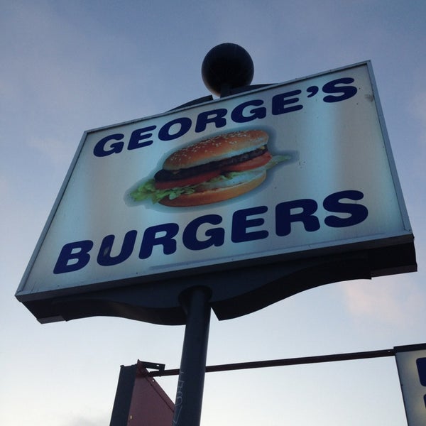 8/16/2013 tarihinde Jon S.ziyaretçi tarafından George&#39;s Burgers'de çekilen fotoğraf