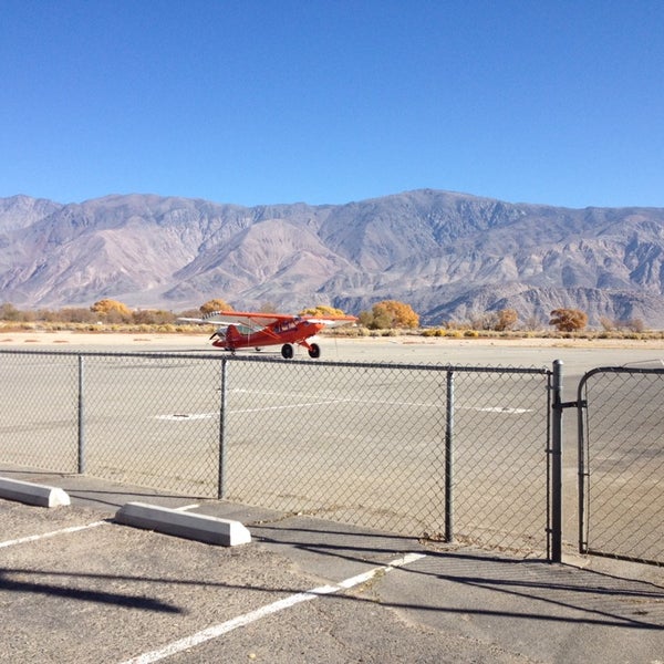 Lone Pine Airport Airport