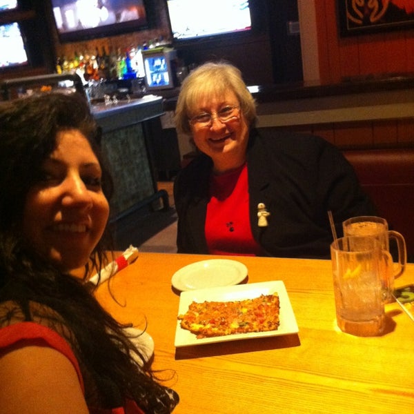 Photo taken at Chili&#39;s Grill &amp; Bar by Alison H. on 12/11/2013