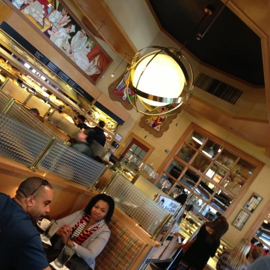 12/2/2012にJared D.がCorner Cafeで撮った写真