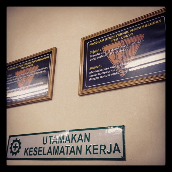 Laboratorium Geofisika Tambang Teknik Pertambangan Upn Veteran Yogyakarta 12 Visitors