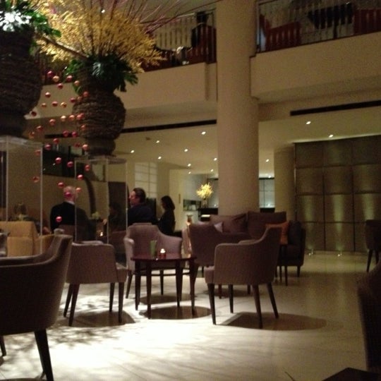 Das Foto wurde bei One Aldwych Hotel von Piotr H. am 11/13/2012 aufgenommen