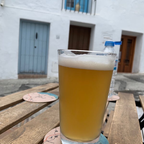 Das Foto wurde bei La Domadora y el León, Craft Beer Store von Tone H. am 2/19/2020 aufgenommen