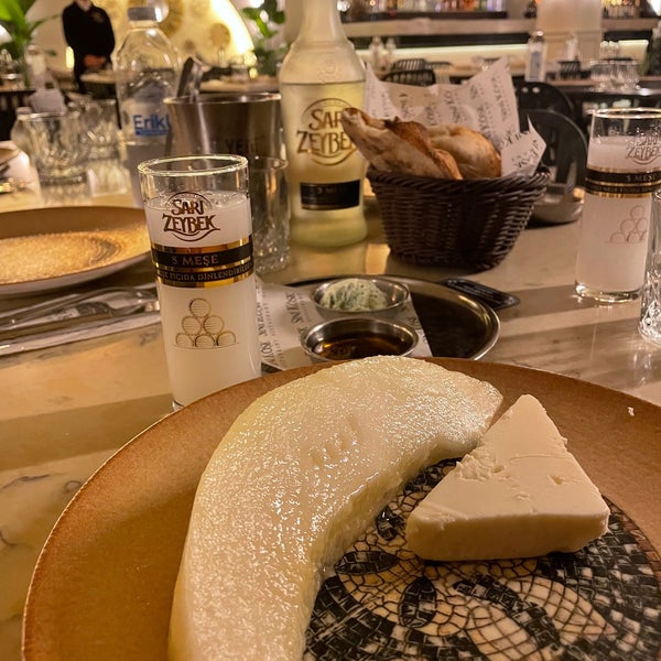 Foto scattata a Sini Köşk Restaurant da Cem il 11/1/2022