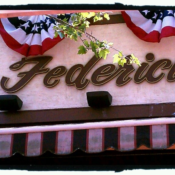 5/30/2013 tarihinde Linda R.ziyaretçi tarafından Federici&#39;s Family Restaurant'de çekilen fotoğraf