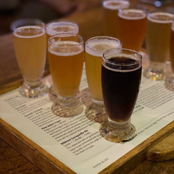 12/29/2019 tarihinde Alex S.ziyaretçi tarafından Arbor Brewing Company'de çekilen fotoğraf