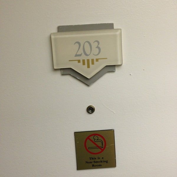 Clarion Hotel Suites Conference Center Busch 900 E Dublin