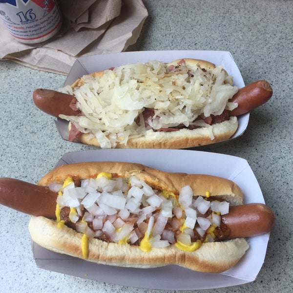 Photo taken at Pink&#39;s Hot Dogs by Mark C. on 6/21/2017