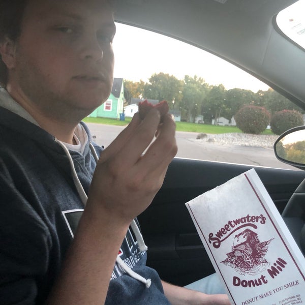 Photo taken at Sweetwater&#39;s Donut Mill by Laura A. on 10/20/2019