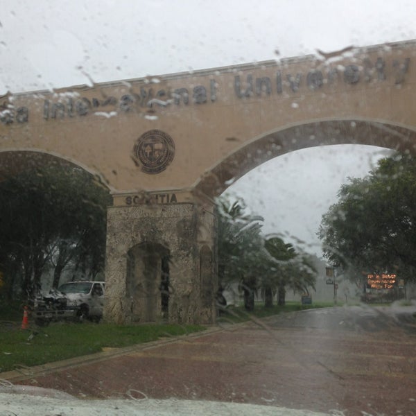 FIU Sanford and Dolores Ziff Education Building (ZEB) 3 tips