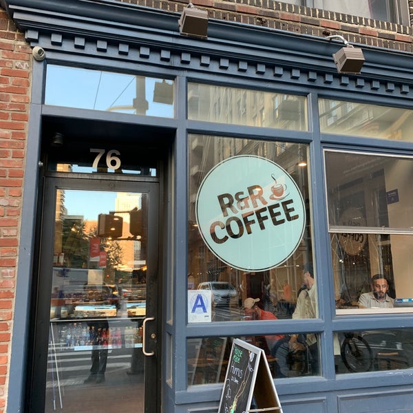 10/15/2019にやしがR&amp;R Coffeeで撮った写真