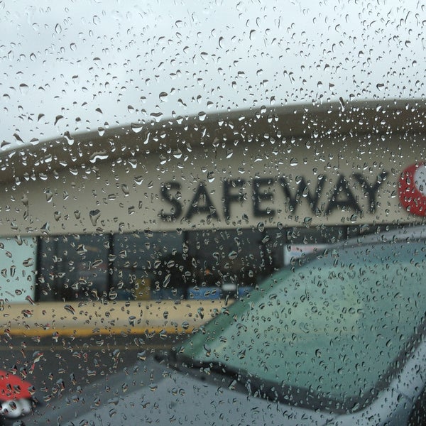 Safeway South Four Corners 116 University Blvd W